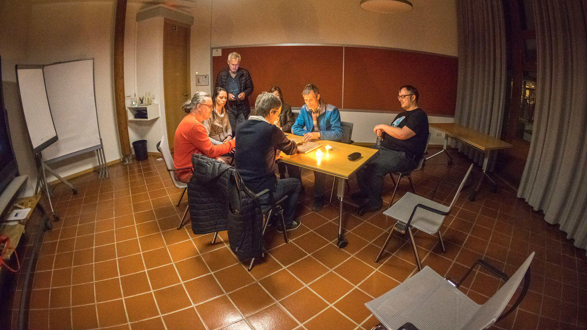 20220409224500 R5D 1848